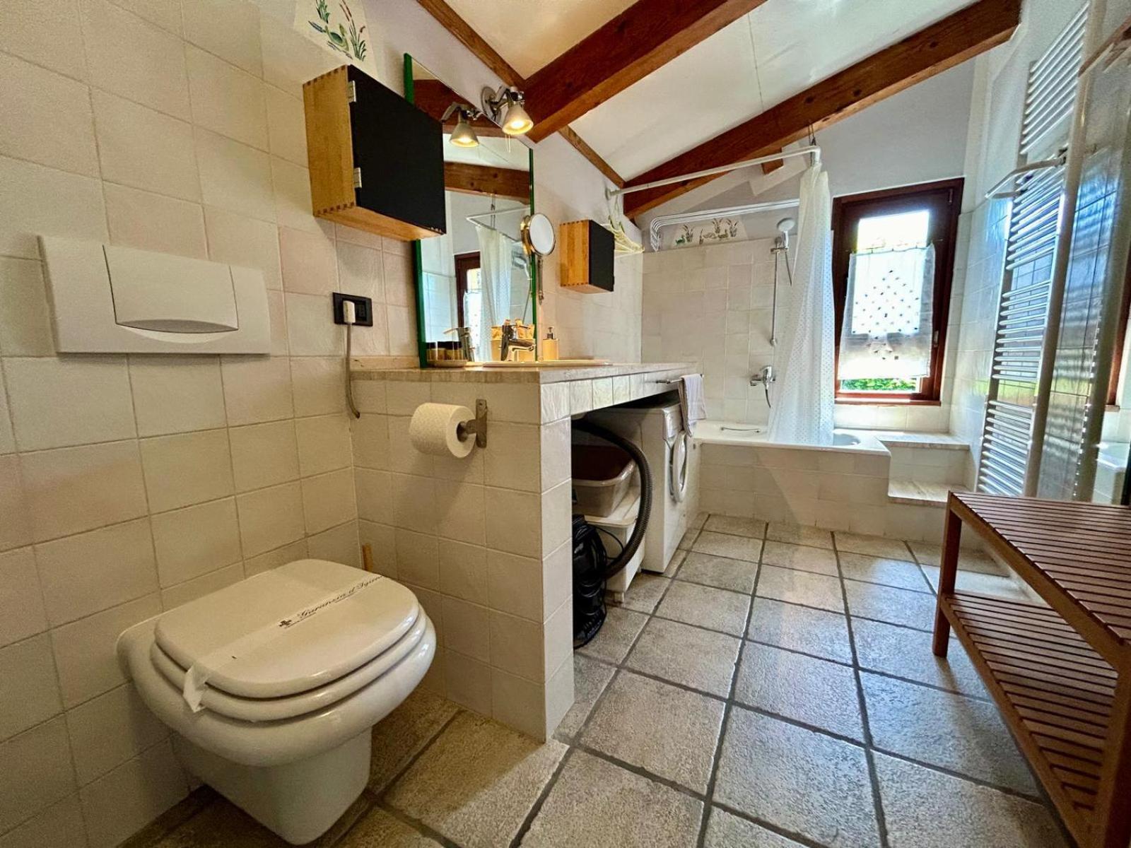 Apartamento Kibilu - Via Cimabue Le Bettole - Centro Citta Varese Exterior foto